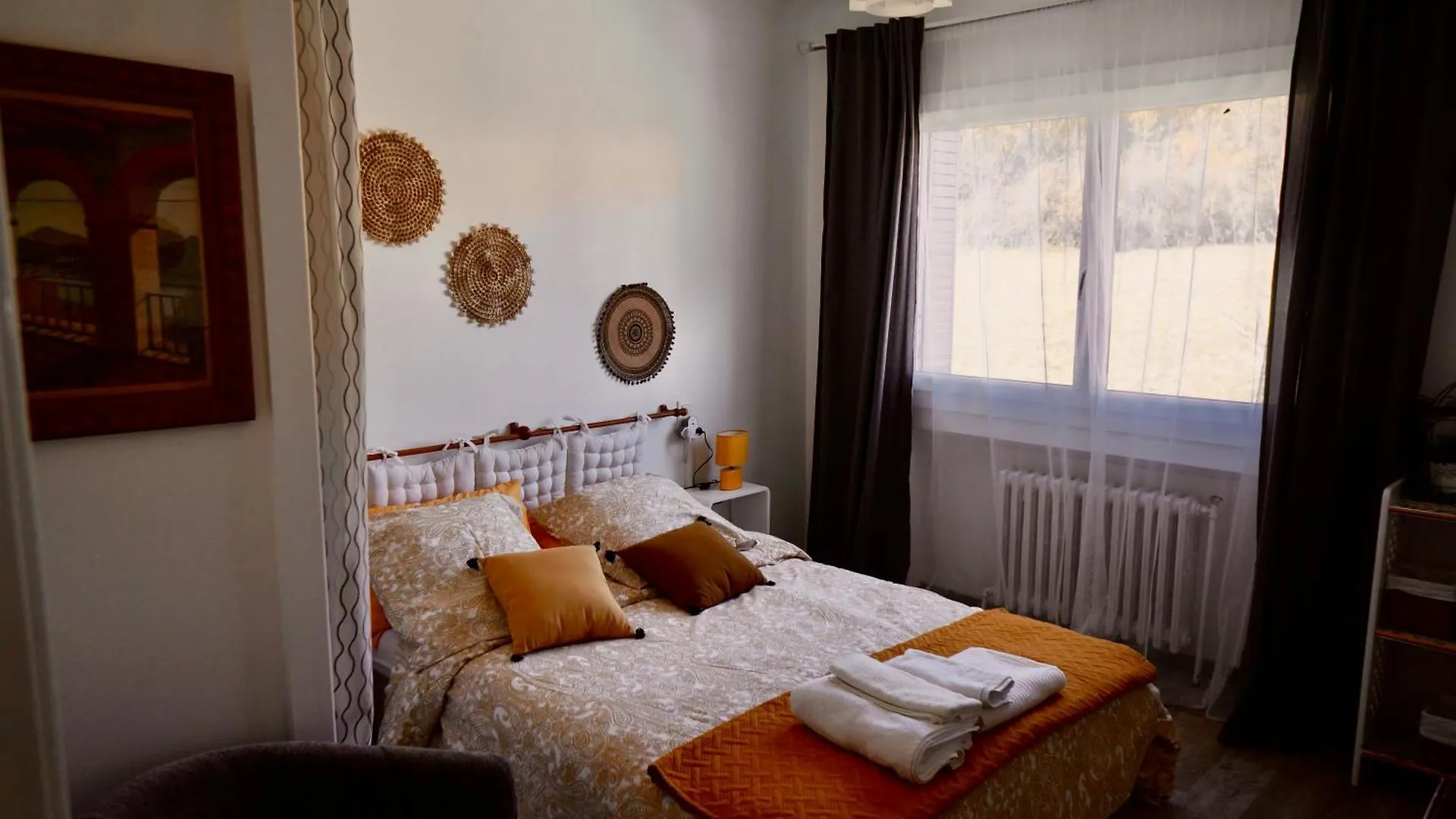 La Villa Provencale La Motte-Chalancon Bed & Breakfast