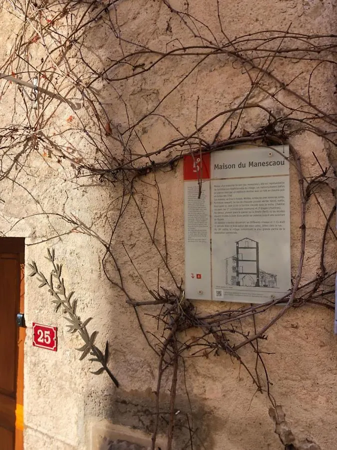 La Villa Provencale La Motte-Chalancon Bed & Breakfast