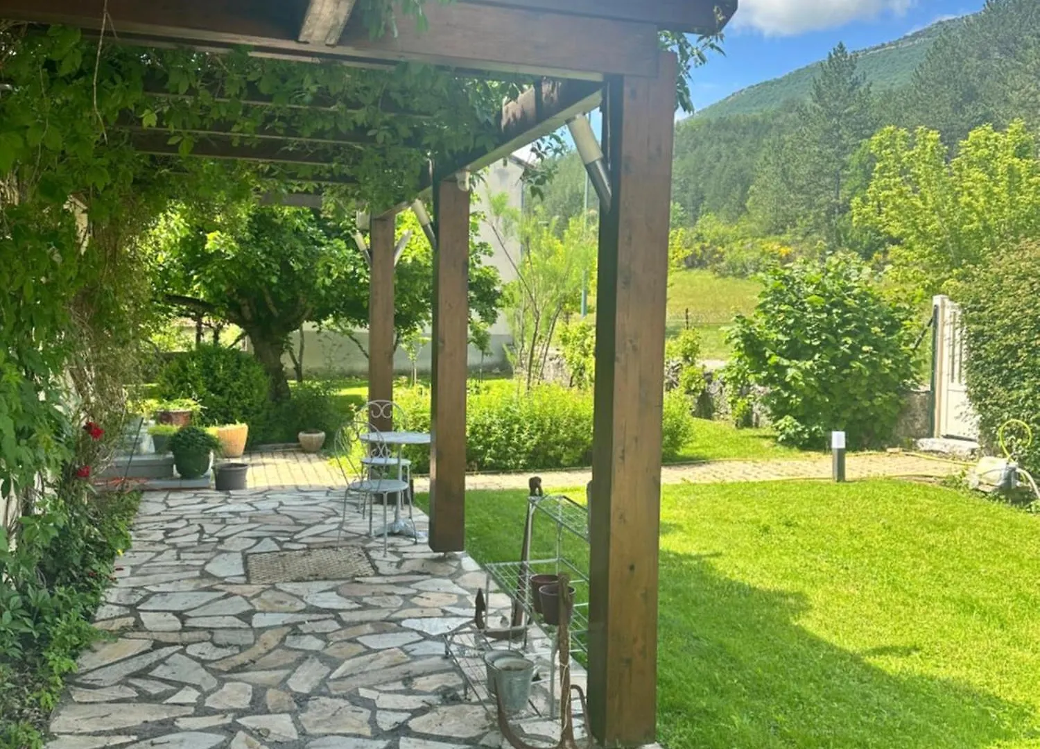 Bed & Breakfast La Villa Provencale La Motte-Chalancon France